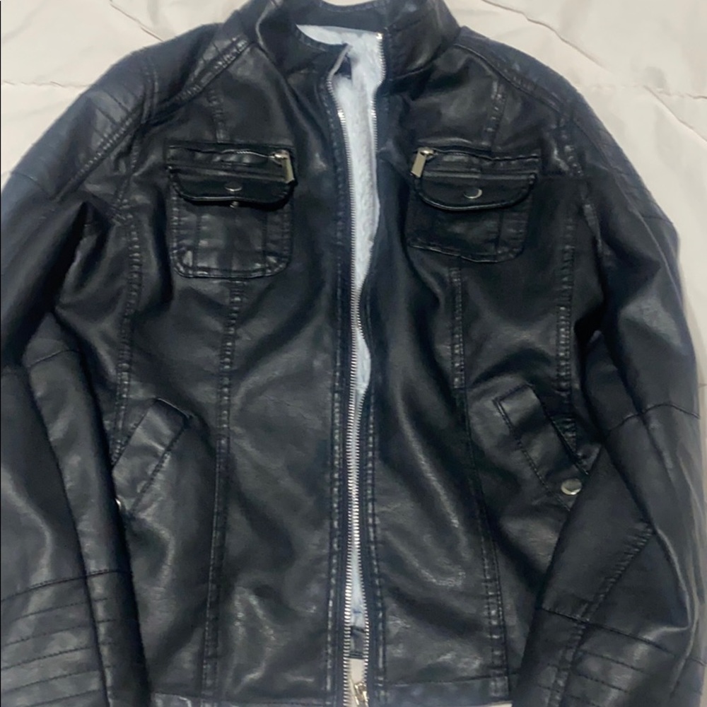 Jacket - Picture 2 of 4